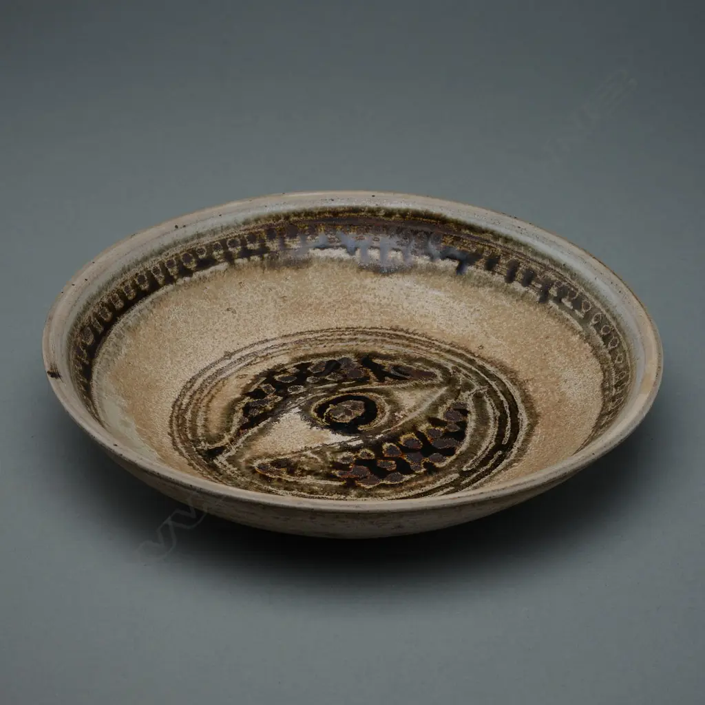 Stoneware bowl – Sukothai - 15thC, Image 1++
